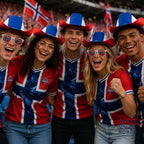 Fanshoppen Norge red, white, and blue cowboy hat with a classic shape and wide brim. Perfect for celebrations.