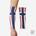 Fanshoppen Norge pair of arm sleeves with Norwegian flag design in red, white, and blue. Stretchy fabric.