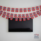 Fanshoppen Norge 15-piece Norwegian flag bunting, 4.5m long, red and blue textile flags for celebrations.